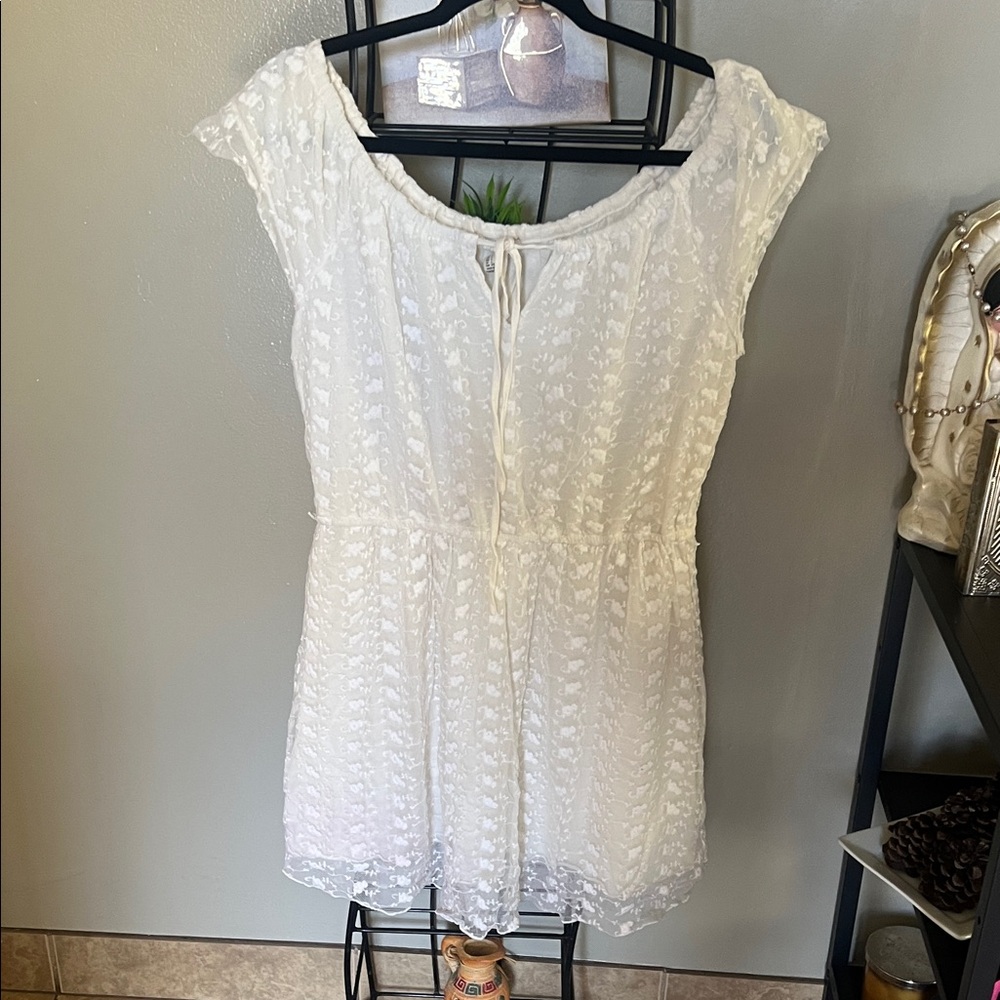 White Lace Short Sleeve dress